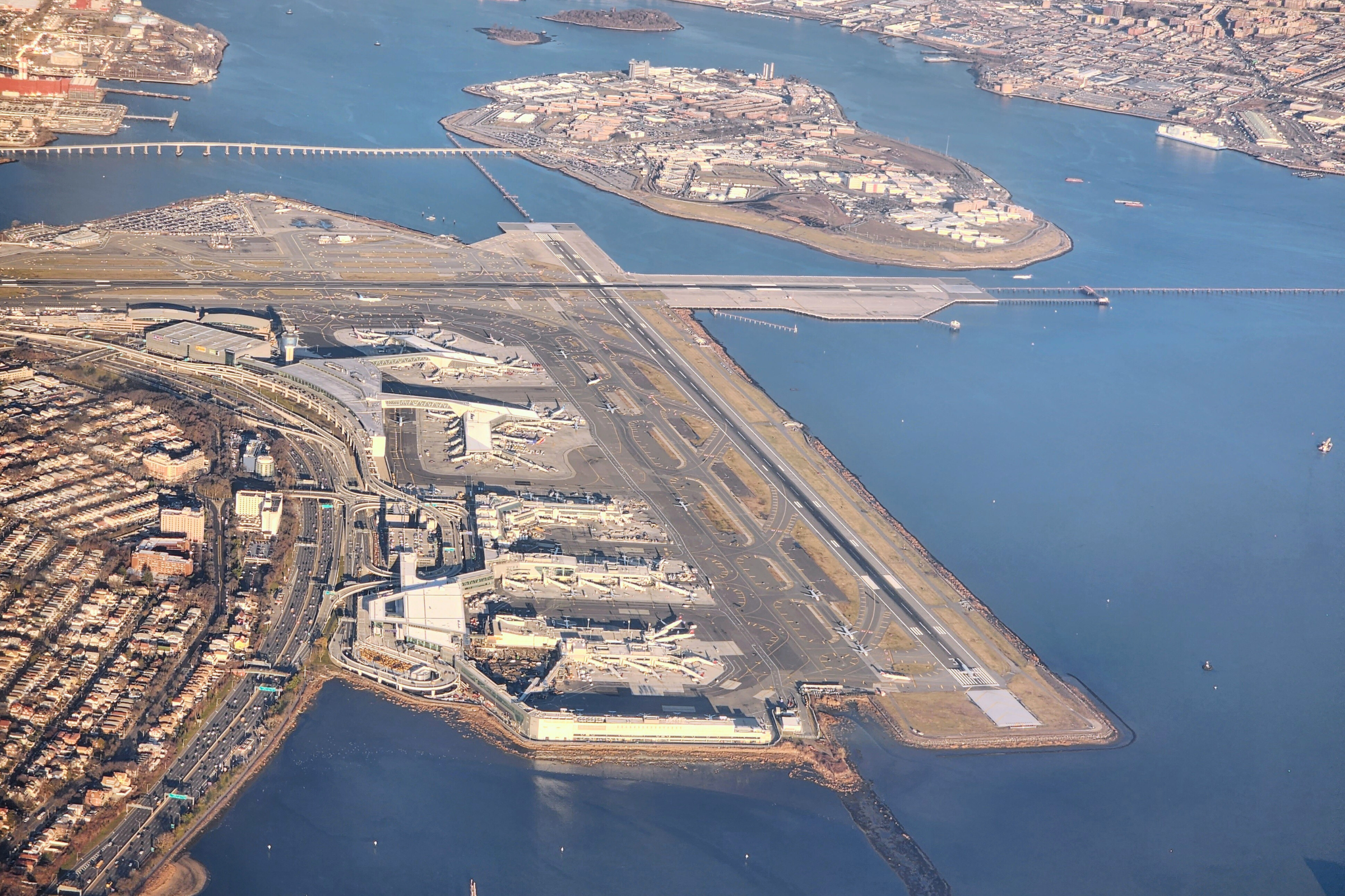 49_Laguardia[1].webp